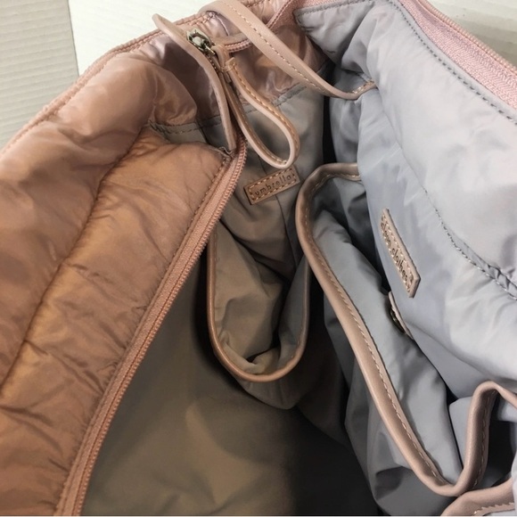 The Caraa Cumulus Cloud Large Tote Bag Light Pink - Picture 12 of 16